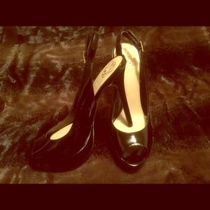 Vince Camuto size 7.5 unworn